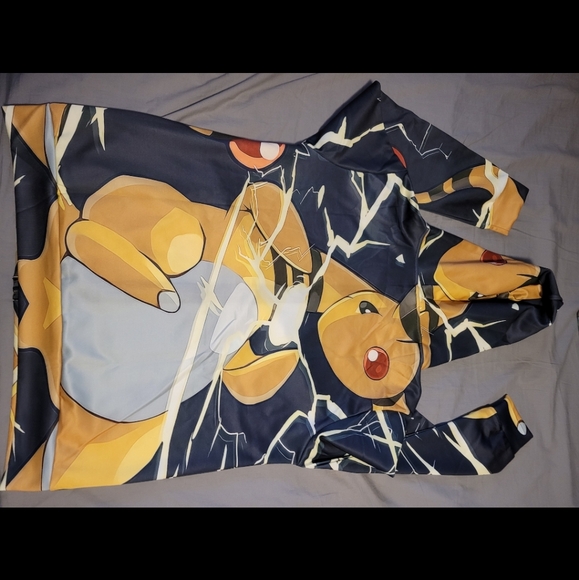 Ampharos sweater - Picture 2 of 2